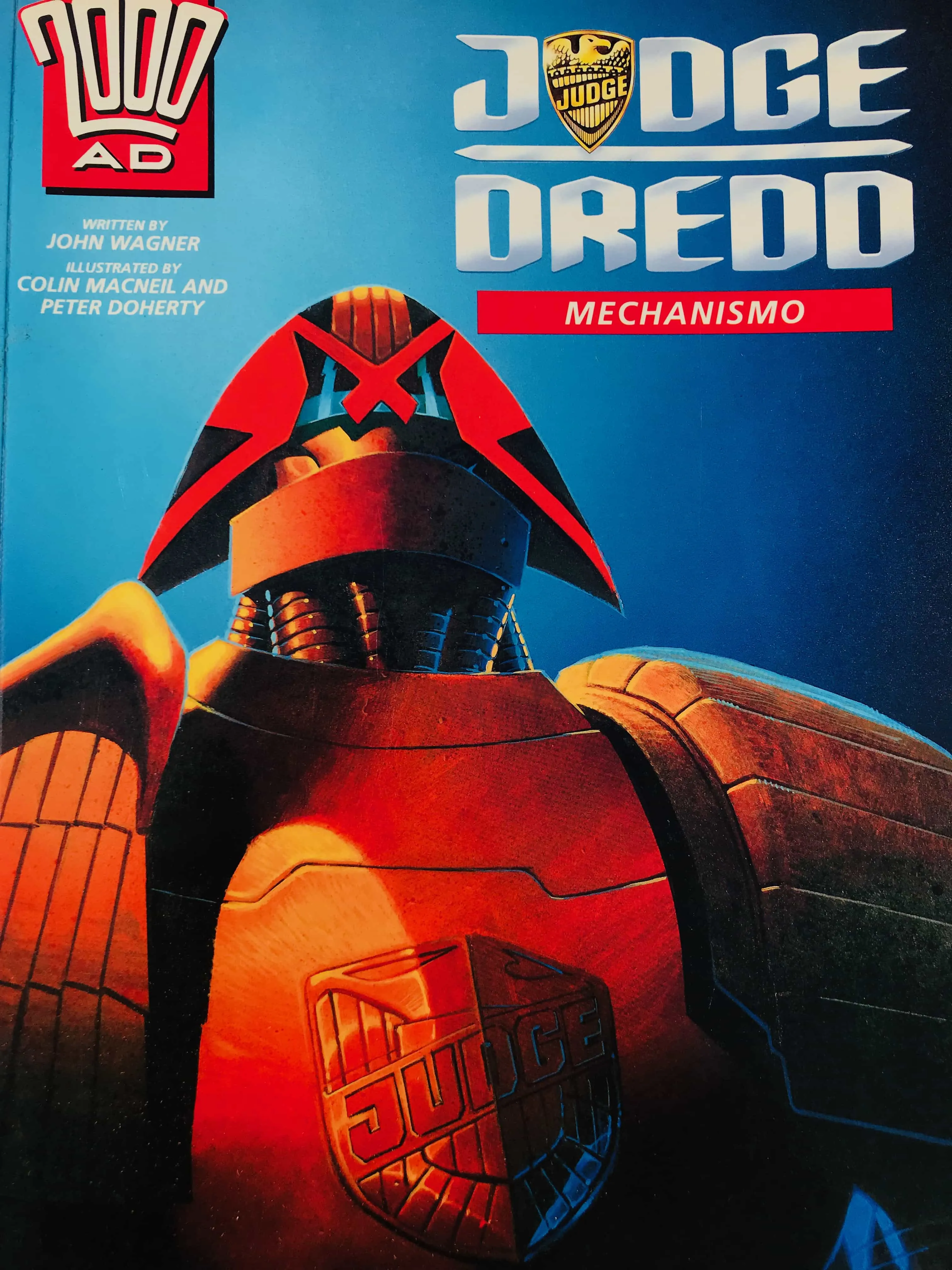 Judge Dredd Mechanismo full page cover